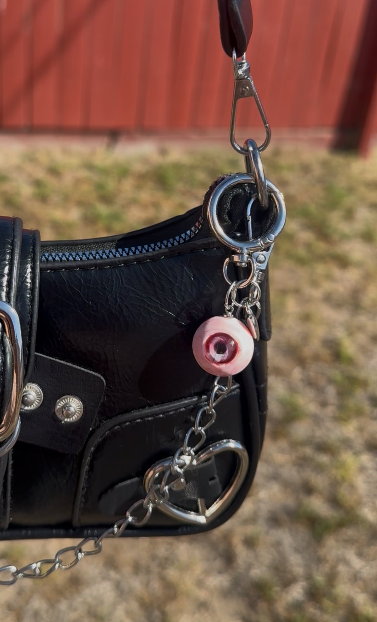 Bloodshot Eyeball Charm